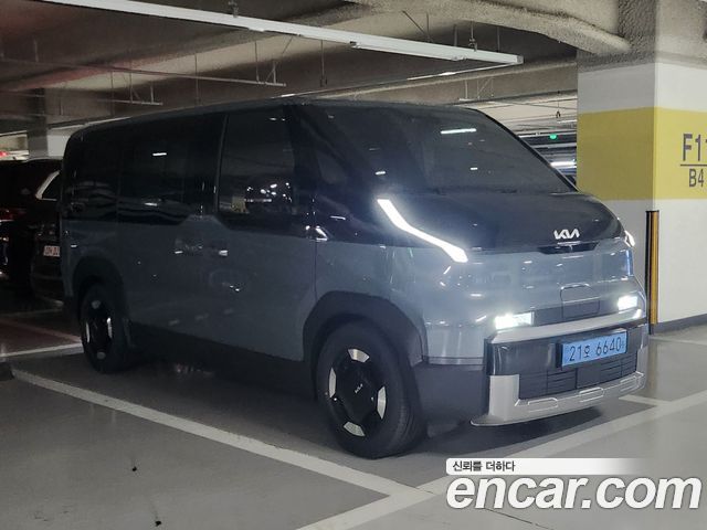 Kia PV5 Passenger 5 Seater Plus — пробег 260 км — фото 2 из 5