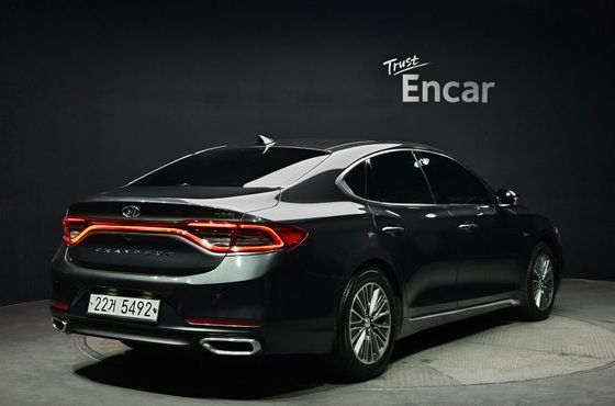 Hyundai Grandeur Exclusive Special — пробег 105 727 км — фото 2 из 5