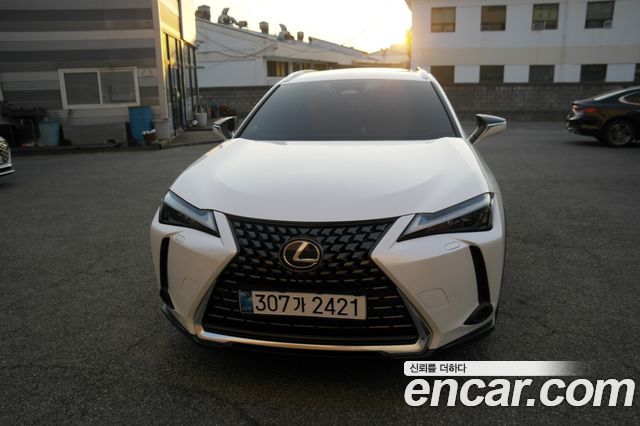 Lexus UX из Кореи Encar