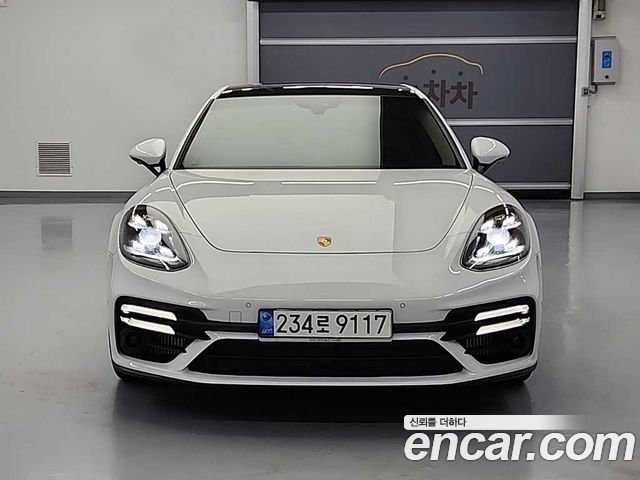 Porsche Panamera 2.9 AWD E-Hybrid — пробег 27 622 км — фото 2 из 5
