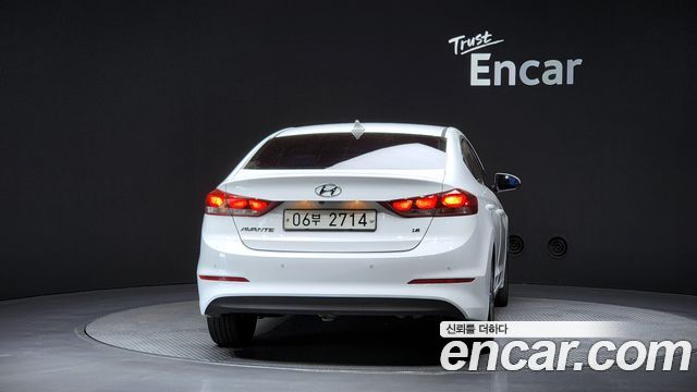 Hyundai AVANTE из Кореи Encar