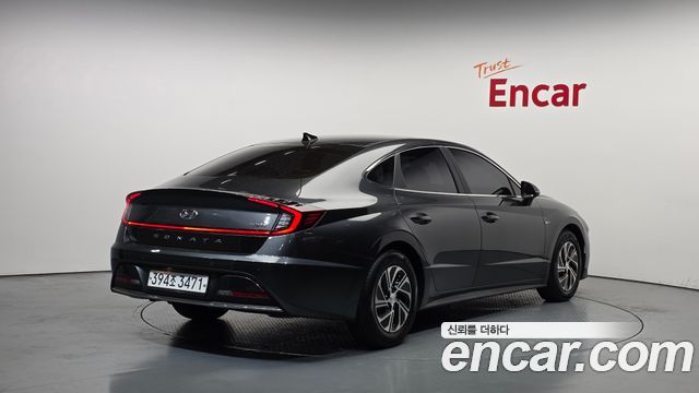 Hyundai Sonata Premium — пробег 64 643 км — фото 2 из 5