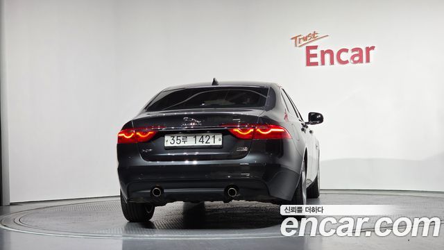 Jaguar XF из Кореи Encar