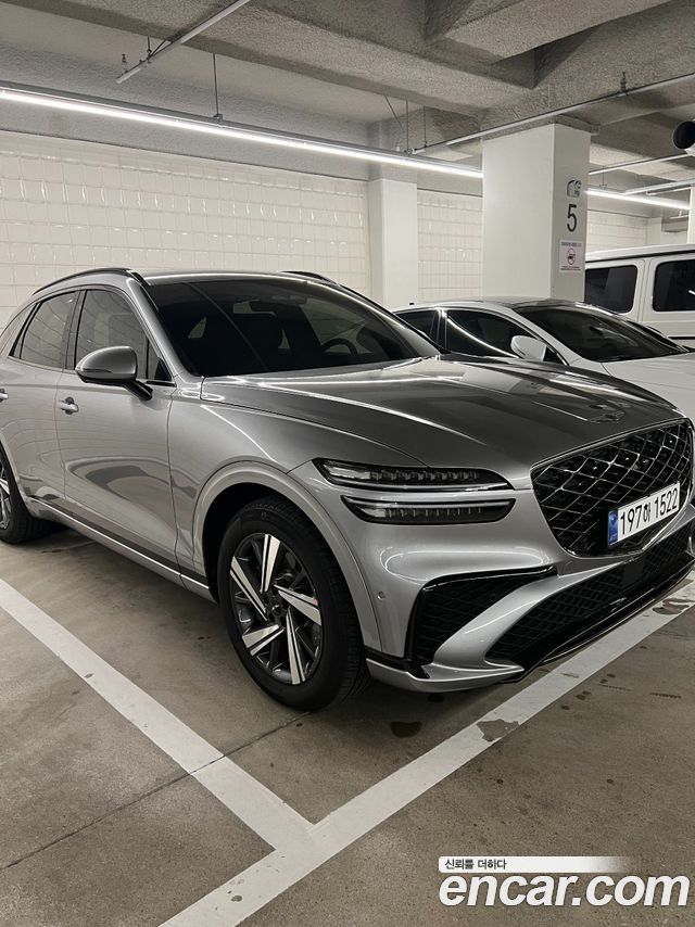 Genesis GV70 2.5T Gasoline AWD — пробег 9 999 км — фото 3 из 5