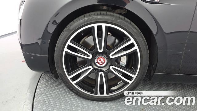Bentley Flying Spur из Кореи Encar