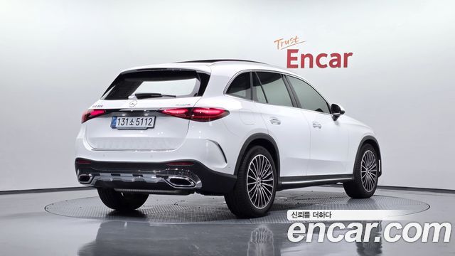 Mercedes-Benz GLC-Class GLC300 4MATIC AMG Line — пробег 6 259 км — фото 2 из 5