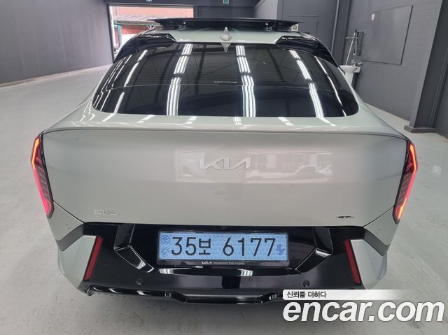 Kia EV4 из Кореи Encar