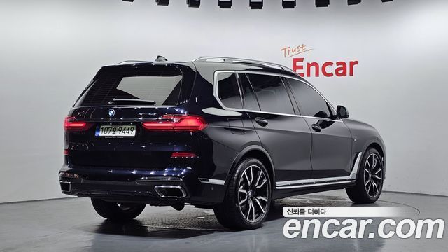 BMW X7 xDrive 40d Design Pure Excellence 6-Seater — пробег 139 684 км — фото 2 из 5