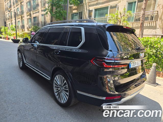 BMW X7 xDrive 40i Design Pure Excellence 6-Seater — пробег 1 908 км — фото 2 из 5