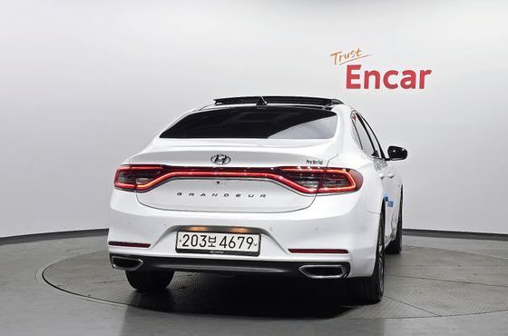 Hyundai Grandeur Exclusive Special — пробег 153 136 км — фото 4 из 5