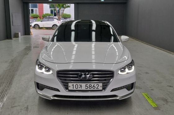 Hyundai Grandeur Exclusive Special — пробег 48 160 км — фото 1 из 5