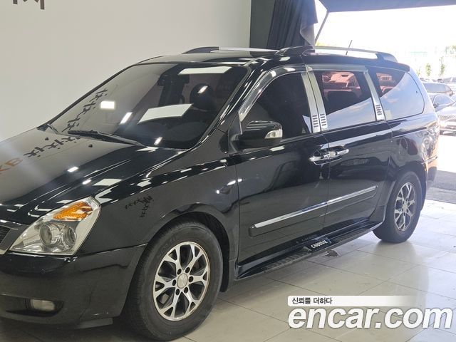 Kia Carnival Grand Carnival President — пробег 170 000 км — фото 3 из 5