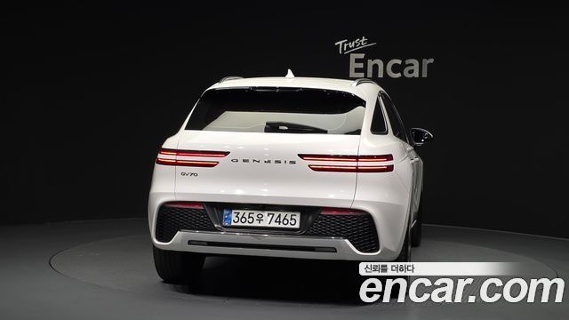 Genesis GV70 из Кореи Encar