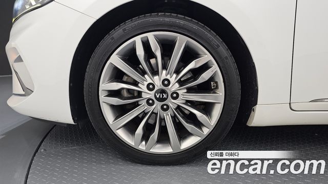 Kia K7 из Кореи Encar