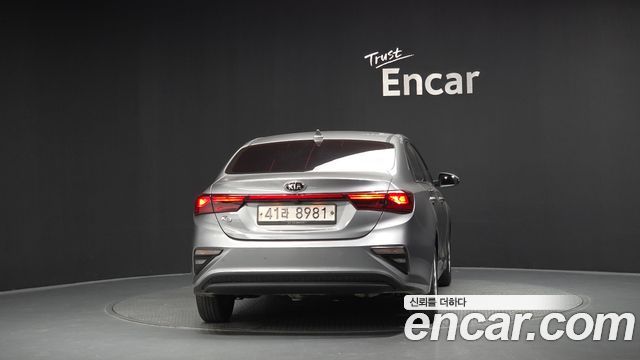 Kia K3 из Кореи Encar