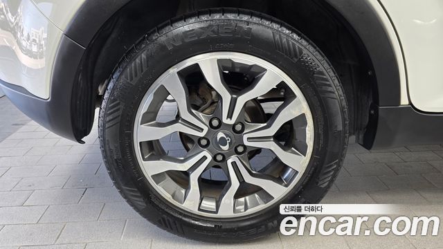 Ssangyong KORANDO из Кореи Encar