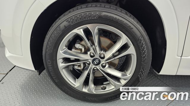 Hyundai Santafe Diesel 2.2 2WD Inspiraition — пробег 72 885 км — фото 5 из 5