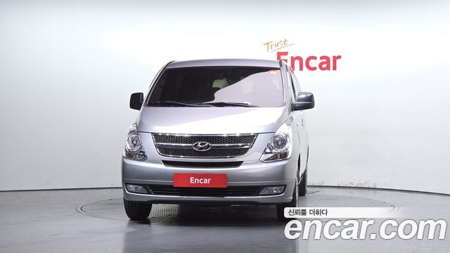 Hyundai Starex 12-Seater LPi Wagon CVX Luxury — пробег 117 977 км — фото 3 из 5