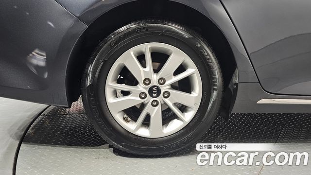 Kia K5 2.0 SX Luxury — пробег 170 579 км — фото 5 из 5