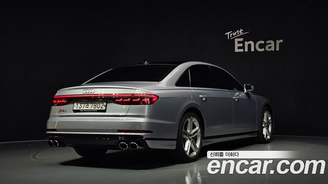 Audi S8 из Кореи Encar