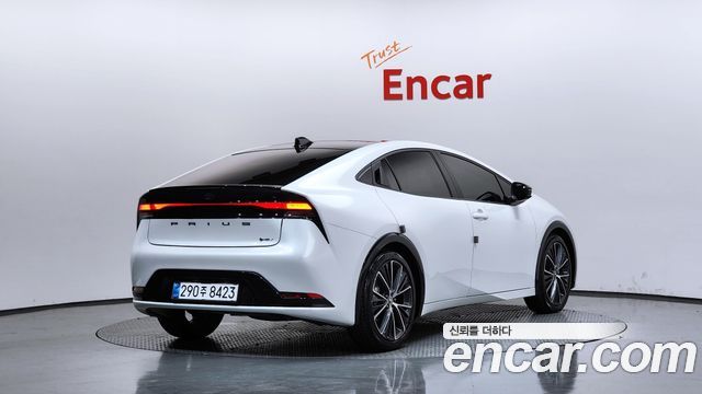 Toyota Prius из Кореи Encar