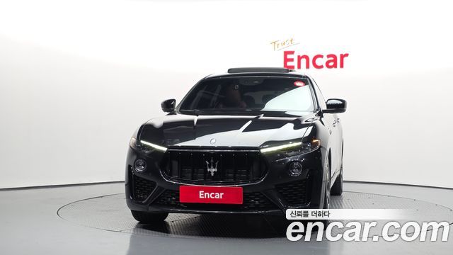 Maserati Levante из Кореи Encar