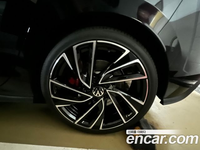 Volkswagen Golf 2.0 GTI — пробег 23 000 км — фото 5 из 5
