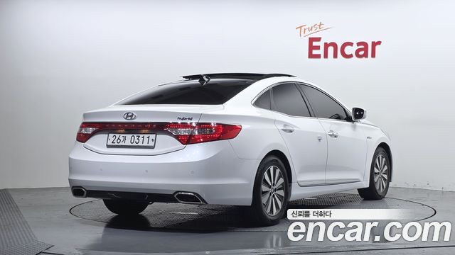 Hyundai Grandeur Premium Collection — пробег 164 906 км — фото 2 из 5