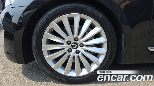 Hyundai Equus из Кореи Encar