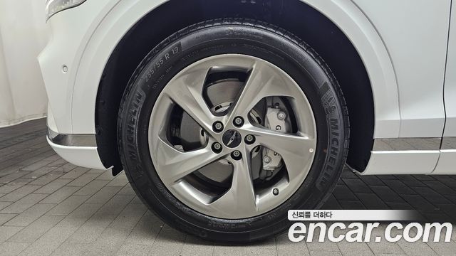 Genesis GV70 из Кореи Encar