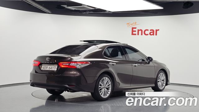 Toyota Camry 2.5 — пробег 68 540 км — фото 2 из 5