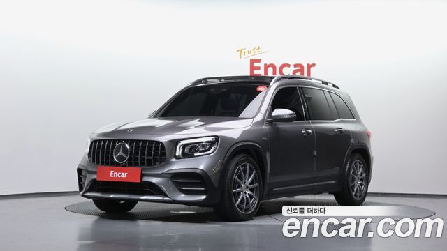 Mercedes-Benz GLB-Class AMG GLB35 4MATIC — пробег 106 726 км — фото 1 из 5