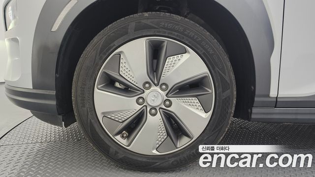 Hyundai Kona из Кореи Encar