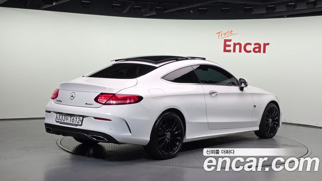 Mercedes-Benz C-Class из Кореи Encar