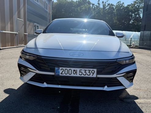 Hyundai AVANTE 1.6 Modern — пробег 11 600 км — фото 2 из 5