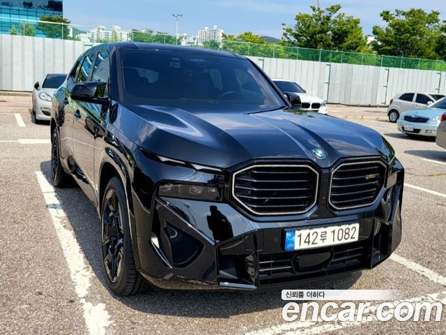 BMW XM 4.4 — пробег 18 500 км — фото 1 из 5