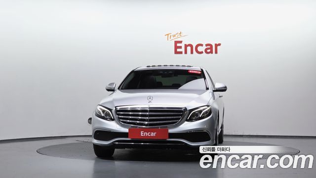 Mercedes-Benz E-Class из Кореи Encar