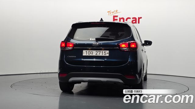 Kia Carens из Кореи Encar