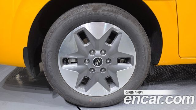 Hyundai Staria из Кореи Encar