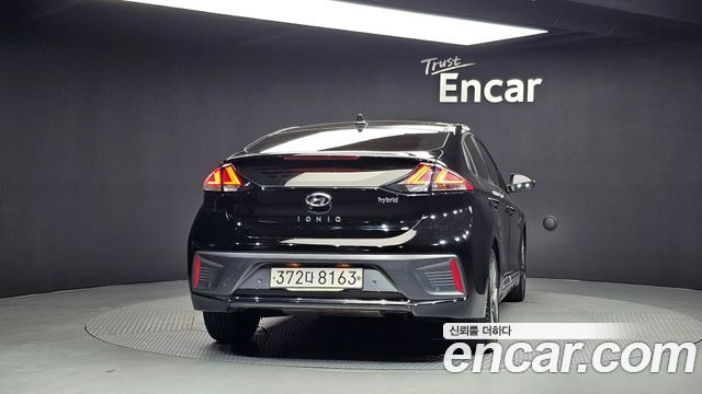 Hyundai Ioniq из Кореи Encar