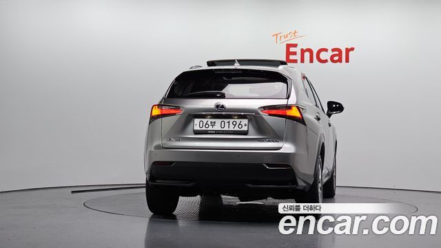 Lexus NX из Кореи Encar