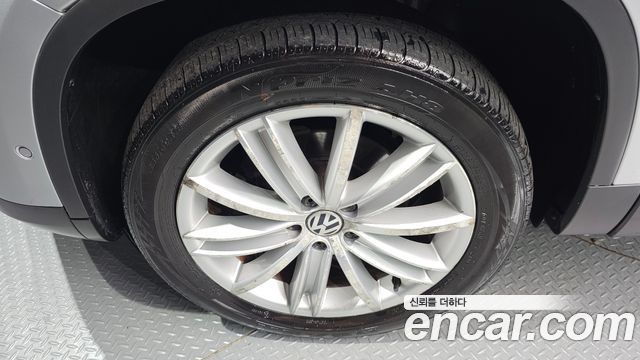 Volkswagen Tiguan из Кореи Encar