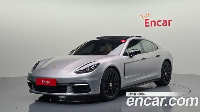 Porsche Panamera 3.0 AWD — пробег 98 501 км — фото 1 из 5