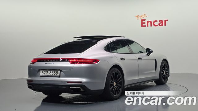 Porsche Panamera 3.0 AWD — пробег 98 501 км — фото 2 из 5