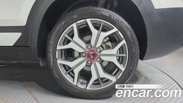 Kia Seltos из Кореи Encar
