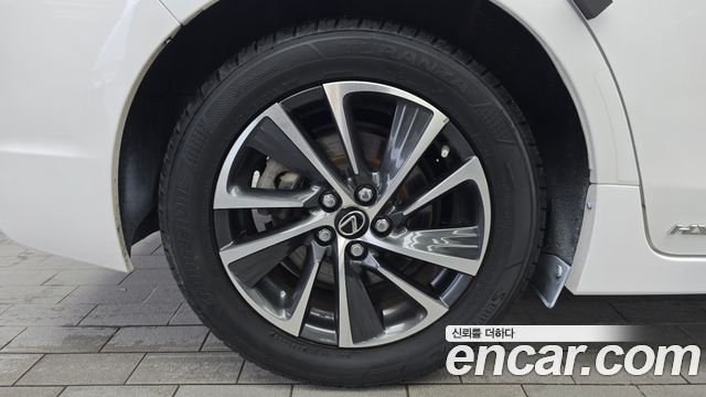 Lexus CT200h из Кореи Encar