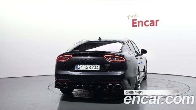Kia Stinger из Кореи Encar