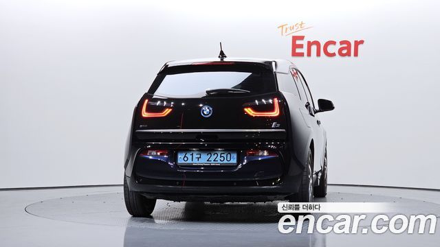 BMW i3 LUX — пробег 79 005 км — фото 4 из 5