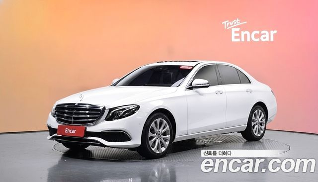 Mercedes-Benz E-Class из Кореи Encar