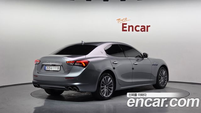 Maserati Ghibli из Кореи Encar